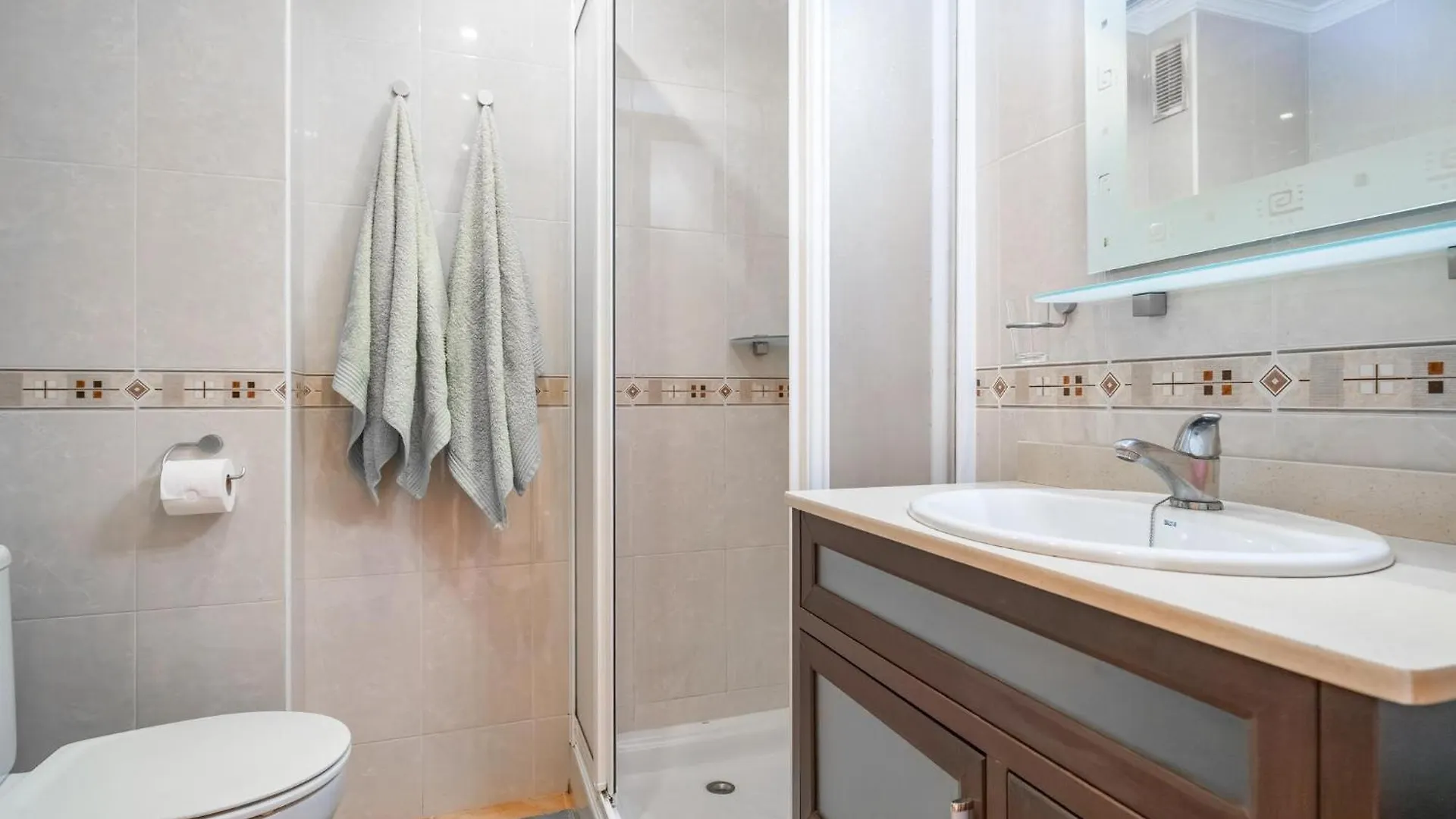 Pet Friendly Apartment In Torre Del Mar With Wifi